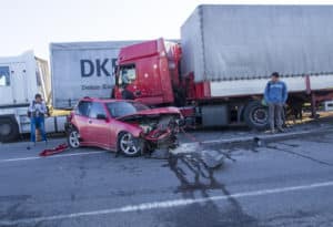 18-Wheeler Accidents: What Happens Right after the Truck Wreck